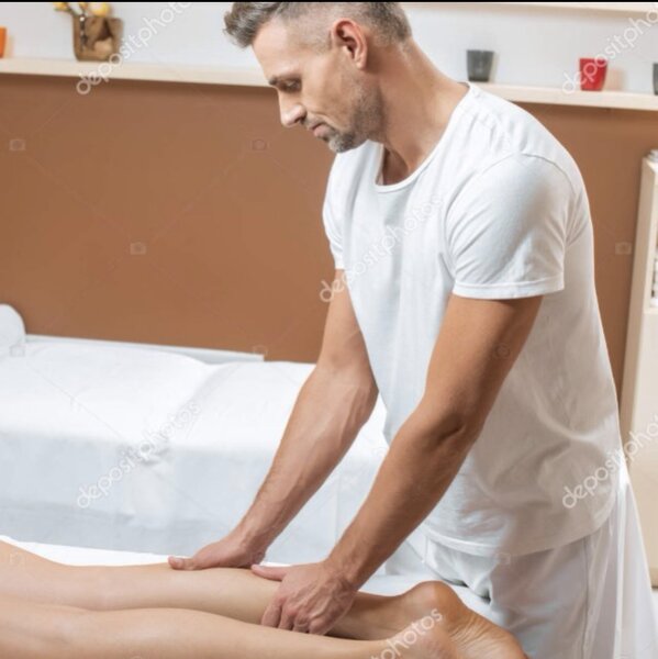 Ofer masaj de relaxare si masaj erotic gratis.